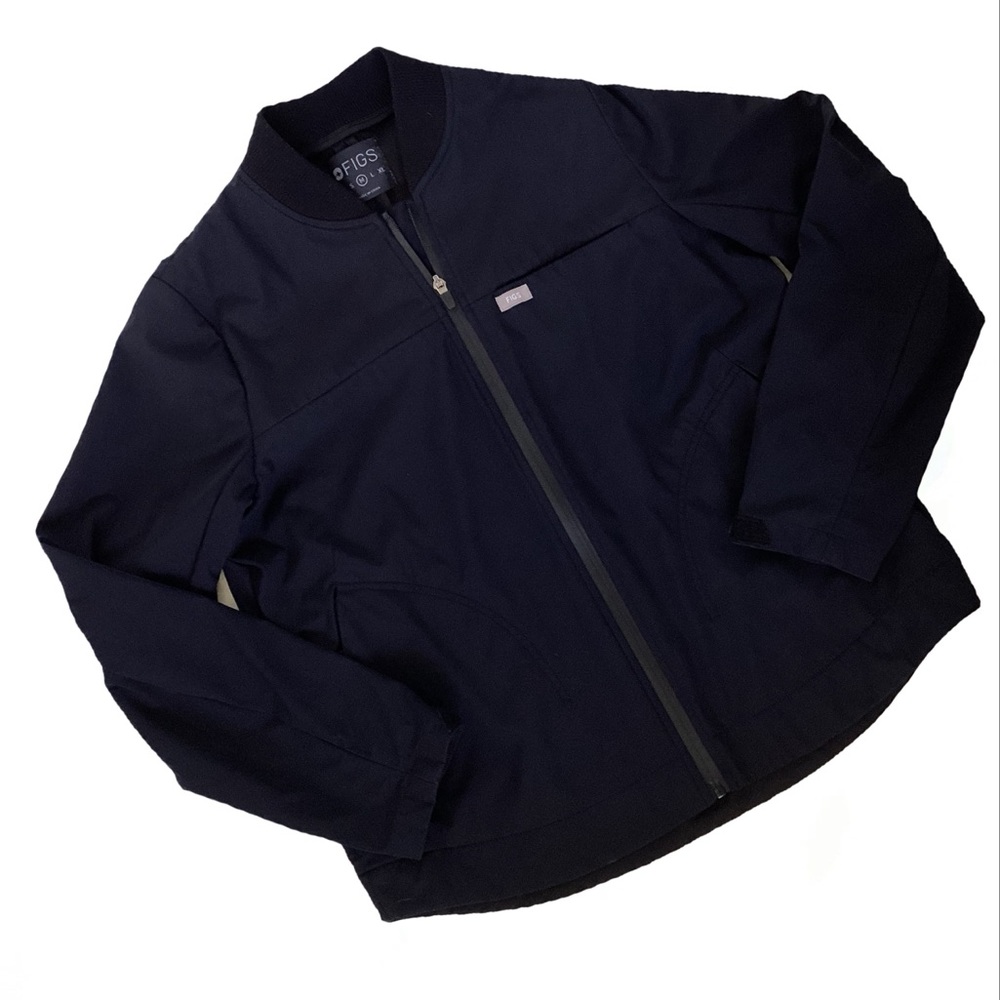Figs Scrubs Bomber Jacket has Full Zip and 4 Pockets Black M